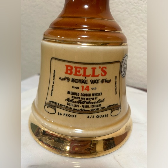 1969 Jim Beam Bell Shaped Decanter Bell's Royal Vat Scotch Whiskey Nuna Semper - Picture 6 of 9
